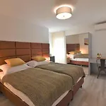 Letorina And With Pool Bed & Breakfast 4*