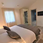 Bed & Breakfast Letorina And With Pool