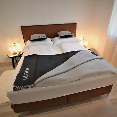 Letorina And With Pool 住宿加早餐酒店 4*