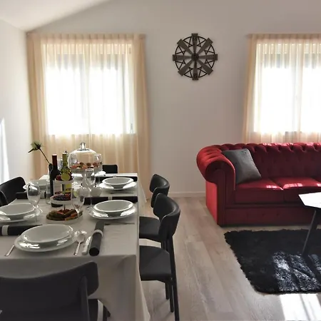 住宿加早餐酒店 Letorina And With Pool 马图利