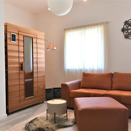 Letorina And With Pool فندق مبيت وإفطار *