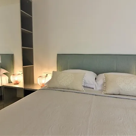 Bed and Breakfast Letorina And With Pool