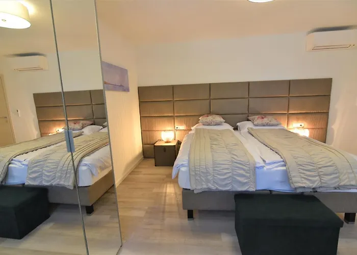 Letorina And With Pool Bed & Breakfast 4*